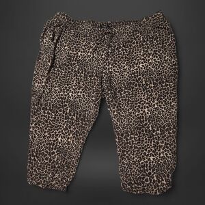 Torrid Leopard Print Capri Pants